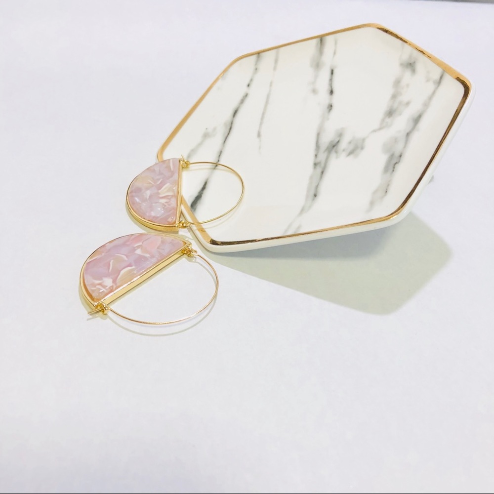 JENNY HALF CIRCLE HOOP DROP PINK PEARL EARRINGS - Picture 2 of 5